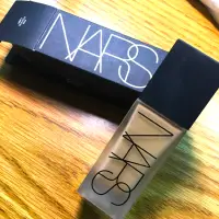 在飛比找蝦皮購物優惠-NARS 裸光奇肌粉底液