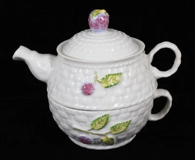 VINTAGE BELLEEK "FRUITS OF THE FOREST" TEA FOR ONE TEAPOT, WITH STACKED CUP NEW