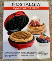 Nostalgia My mini Waffle Maker Red