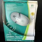 Logitech Cordless Optical White Mouse w/Receiver 931155-0215 931155-0403 PC/Mac