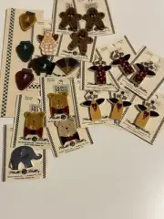 Lot Of 19 Mill Hill Debbie Mumm Cross Stitch ceramic buttons