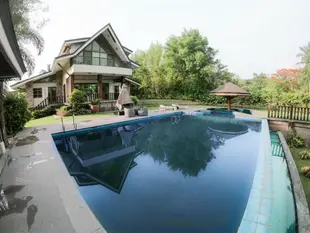 塔利賽的5臥室 - 1601平方公尺/7間專用衛浴Luxury Home in Tagaytay Highlands