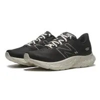 在飛比找PChome24h購物優惠-NEW BALANCE 慢跑鞋 FRESH FOAM 黑白色