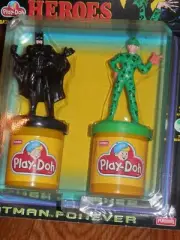 Play-Doh HEROES BATMAN FOREVER RIDDLER 1995 NOC Bat Signal mold
