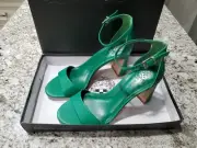 Vince Camuto Emerald Green Heels, VC-ANNAY 6m 36.5