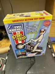 NEW Toy Evel Knievel Stunt Cycle The Amazing Wind Up and Go Action Toy Launcher