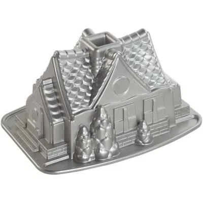 New Nordic Ware Christmas Gingerbread House Pan Cast Aluminum Bakeware