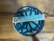 New Pioneer Woman Teal Enameled Cast Iron Trivet Timeless Beauty