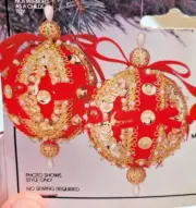 THL Crafts CHRISTMAS DELIGHT White/Silver Vtg Sequin Bead Pinning Ornament Kit