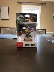 Nintendo Amiibo The Legend of Zelda Link Tears of the Kingdom NEW Ships Fast