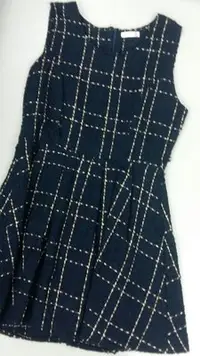 在飛比找Yahoo!奇摩拍賣優惠-小香風深藍色圓領無袖棉質洋裝連身裙  (121)