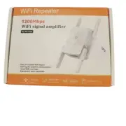 1200Mbps WiFi Repeater Signal Amplifier Dual Band 2.4 5GHz WPS Plug-In Extender