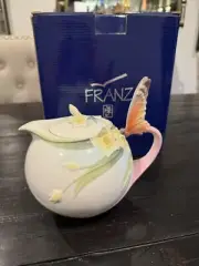Franz Butterfly Flowers Teapot Papillon Collection BUTTERFLY NEW!! In Box
