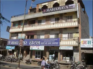 Mansarovar Hotel