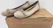 Euro Soft by Sofft Womens Sabana Flats Size 6.5 M Beige Faux Leather NEW