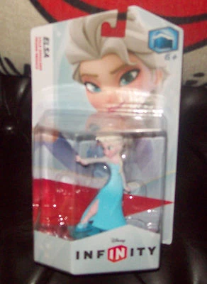 DISNEY Frozen Infinity ELSA figure - NIB
