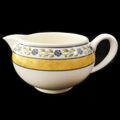 MISTRAL by Wedgwood Creamer 2.75" tall NEW NEVER USED made in England