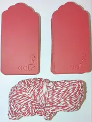 Valentine's Gift Tags W/Strings - Red - 100 Count