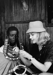 Actress Carroll Baker talking with Masai woman 1964 OLD PHOTO