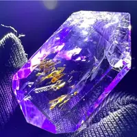 在飛比找蝦皮購物優惠-天然紫鈦晶包覆異象指紋共生隨形吊墜一物一圖水晶寶石