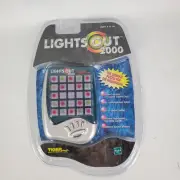 NOS LIGHTS OUT 2000 Handheld Puzzle Travel Game Tiger Electronics Vintage Hasbro