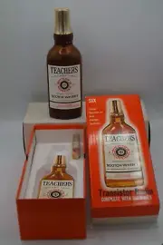 VINTAGE TEACHERS SCOTCH WHISKEY BOTTLE TRANSISTOR RADIO NEW W/ BOX WORKS