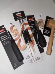 OXO Good Grips Seafood Bundle ( Shrimp Deveiner, Mallet, Oyster Knife, Picks )