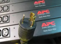 在飛比找Yahoo!奇摩拍賣優惠-APC AP7541 PDU 機柜 垂直安裝 電源分配器 2