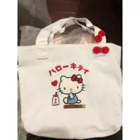 在飛比找蝦皮購物優惠-HelloKitty 凱蒂貓 刺繡帆布包 購物袋 手提袋 側