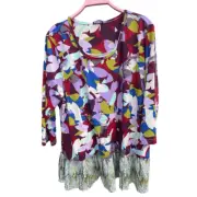 Logo.Lori Goldstein Abstract Contracting Peplum Top Size Medium NWT