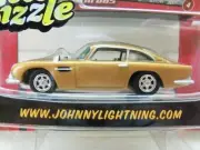 ASTON MARTIN DB5 1964 64' BROWN 1/64 JOHNNY LIGHTNING 60'S SIZZLE R5 CHROME MAGS