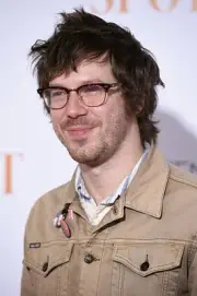 John Gallagher Jr. at the Spotlight New York premiere at Ziegfeld - Old Photo 1