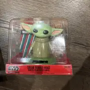 Solar Powered Dancing Bobble Head Toy New - Star Wars Mandalorian - Baby Yoda