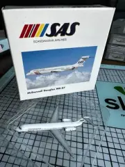 SAS Scandinavian Airlines McDonnell Douglas MD-87 Herpa 506007 (Scale 1:500)