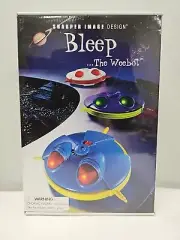BLEEP THE WEEBOT REMOTE CONTROLLED ROBOT BY SHARPER IMAGE DESIGN NEW IN BOX