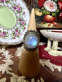 在飛比找Yahoo!奇摩拍賣優惠-歐洲vintage德國復古月光石925純銀戒指