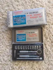 Vintage CHAMPION 1/4" Sq Drive 17 Pc Socket Wrench Set SAE