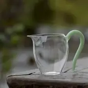 Heat-resitant Glass Tea Pitchers with Green Handle