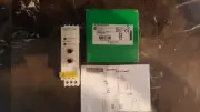 Schneider Soft Starter ATS01N106FT New In Box and manual