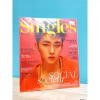 在飛比找蝦皮購物優惠-全新未拆｜SHINee Key 韓國雜誌_Singles 2