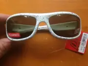 DIRTY DOG POLARISED EYEWEAR SUNGLASSES WHITE BLUE SPATTERS GREEN RRP $129