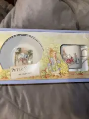 Wedgwood Beatrix Potter Peter Rabbit Child Baby Bowl 5”and Cup Double Handle Set