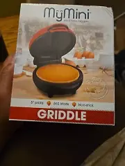 Nostalgia My Mini 5" Griddle 550 Watts Nonstick Surface Factory Sealed
