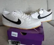 Nike Dunk Low SB Pro US 10 white Black Gum air force 1