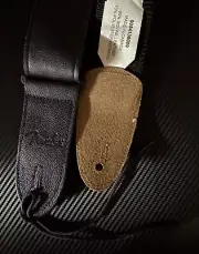 Brand New Fender Guitar Strap 90% BOVINE LEATHER 10% POLYESTER WEBBING Black