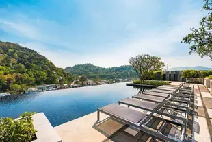 普吉鎮的1臥室 - 0平方公尺/1間專用衛浴Amazing Sky Pool Rooftop 1BR Phuket City