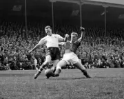 Tom Finney Of Preston North End Luton Town Defender 1960 Old Football Photo