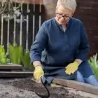 Steel Triangular Tip Hoe Wooden Handle Short Handle Hoe Gardening Hoe Ridging