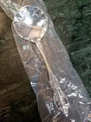 NEW Sauce Gravy Ladle, Distinction Deluxe Stainless Steel by Oneida Raphael