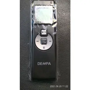 DENPA專業錄音筆F-104(4G)，體積輕巧方便收納，含4GB隨身碟可錄超過1000小時
